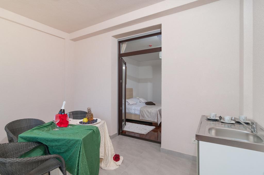 Luxury Rooms Near The Beach3 Split Bagian luar foto